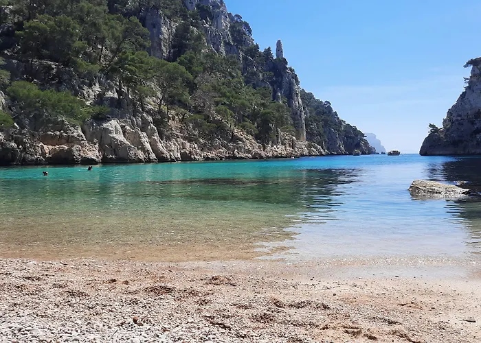 Hotel Particulier Cassis Parking Gratuit Piscine Chauffee